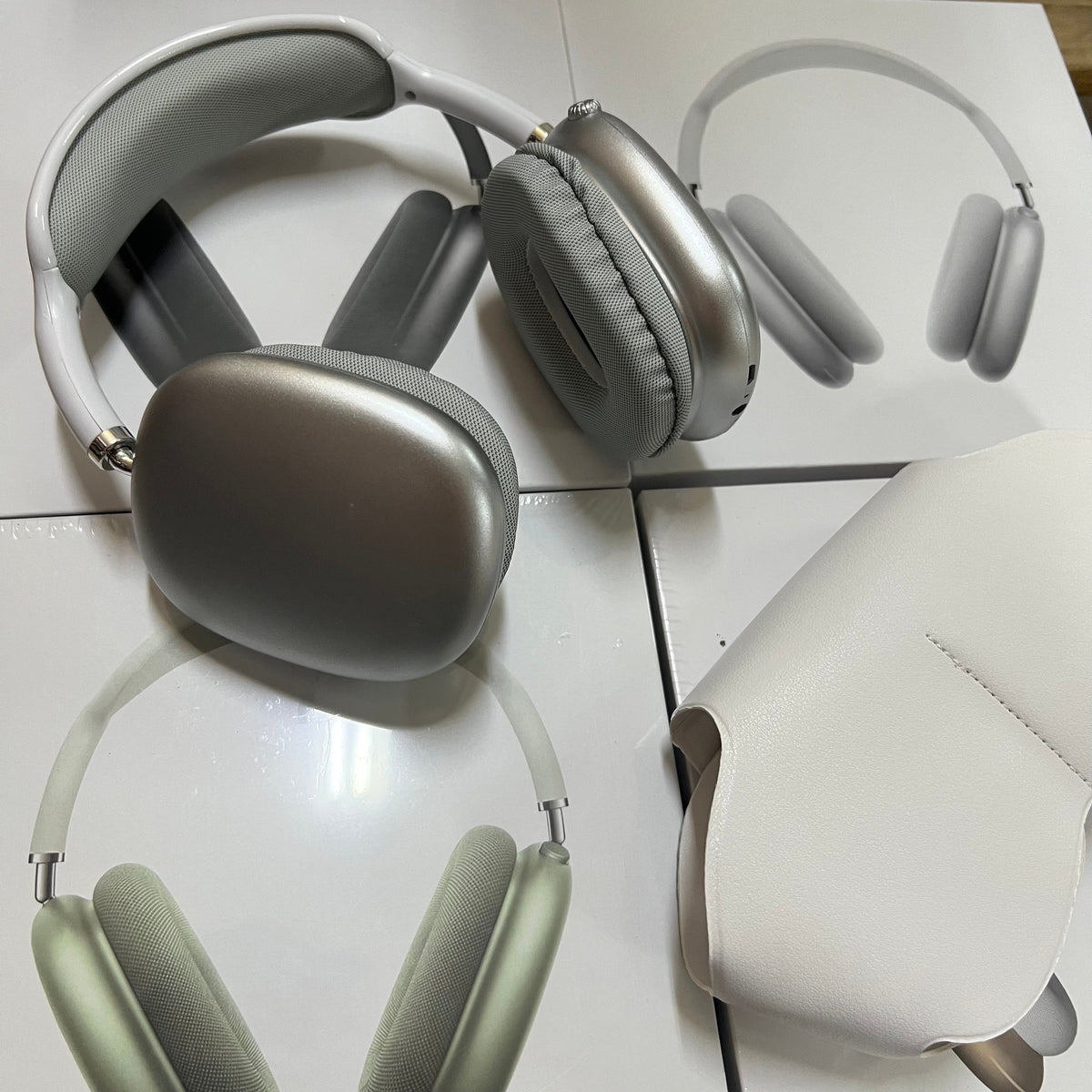 Headphone max